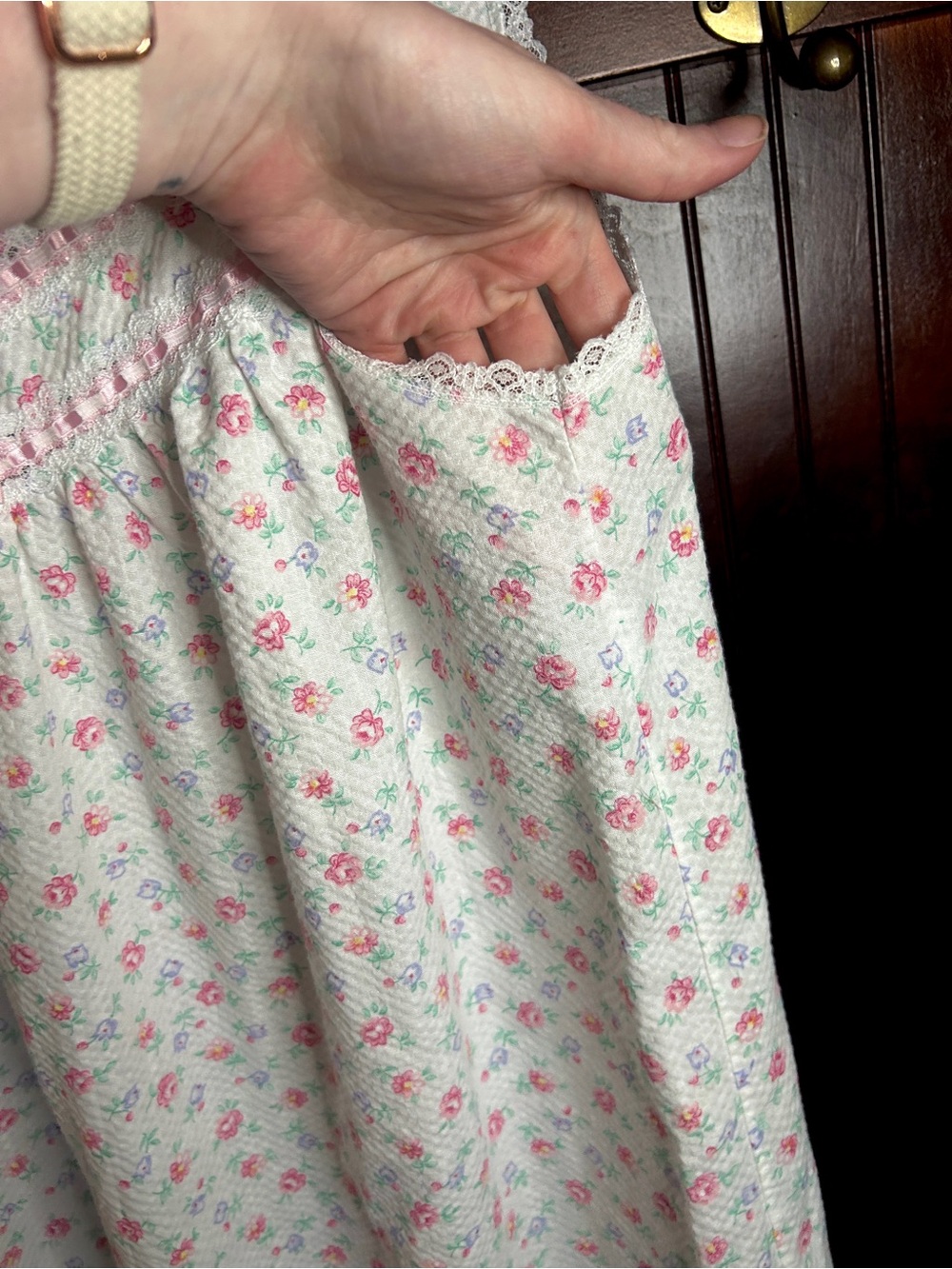 Vintage 90s Lorraine Floral Lace Ribbon Nightgown Cottagecore Dainty Prairie M - Picture 7 of 14
